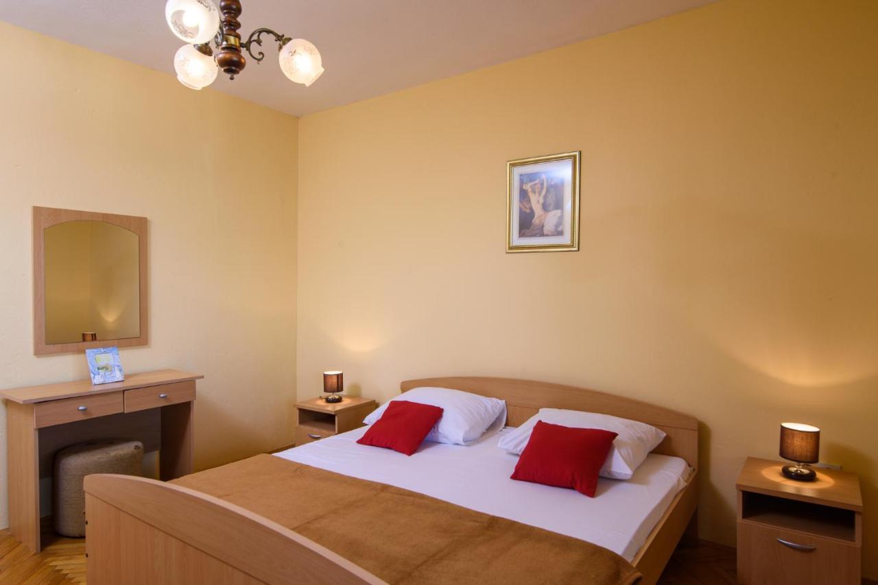 Apartmen Karmen 2 Trogir Dış mekan fotoğraf